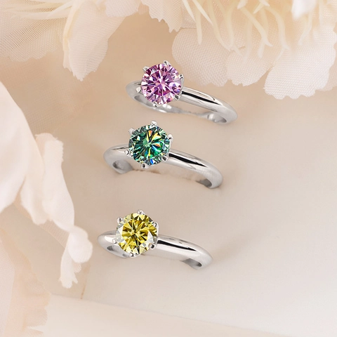 Bague de Luxe en Argent Sterling 925 avec Moissanite pour Femme Bague de Fiançailles et de Mariage Classique à Six Griffes Coupe Ronde avec Pierre Étincelante