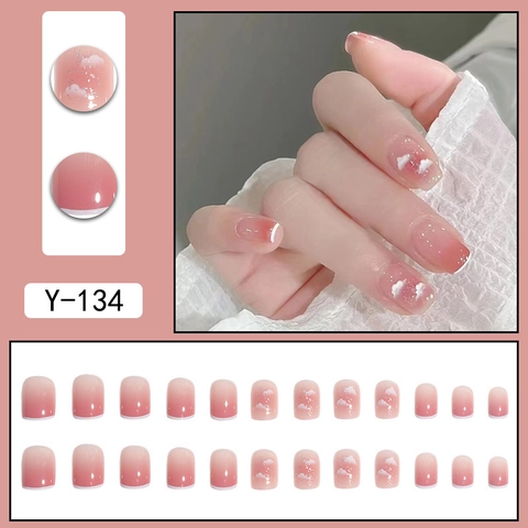 Faux Ongles Press-On Dégradé Rose Blush French Tip Nuages Blancs Paillettes Court Carré Rond Manucure Pour Femmes
