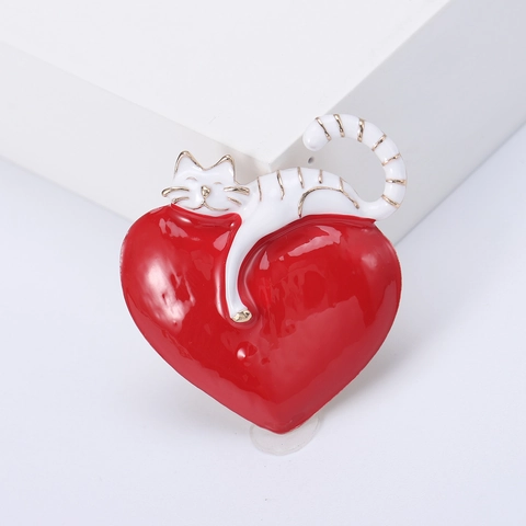 Creativa Spilla in Lega Smaltata a Forma di Gatto e Cuore per Donna Moda Carino Animale Pin per Risvolto Accessori Stile Individuale Regalo