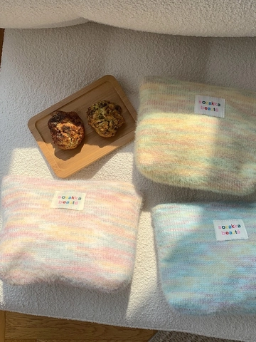 Trousse Per Trucco In Peluche Arcobaleno A Righe Morbida Soffice Organizzatore Di Cosmetici Per Viaggi Uso Quotidiano Donne Borsa