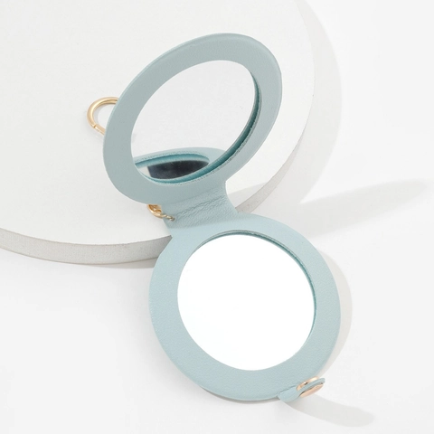 Round PU Leather Compact Mirror Keychain Portable Mini Cosmetic Mirror Bag Charm Hanging Vanity Accessory For Women Gift