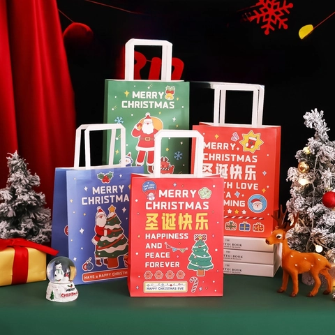 Christmas Gift Bags Kraft Paper With Handles Portable Holiday Party Favor Packaging Festive Cartoon Patterns