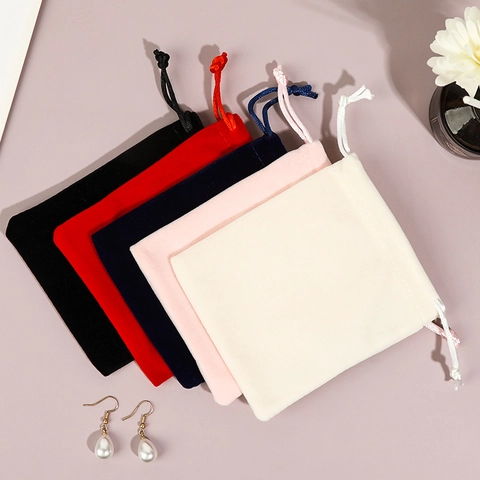 Thickened Velvet Drawstring Jewelry Pouch Portable Storage Bag For Necklaces Bracelets Rings Packaging Soft Fabric
