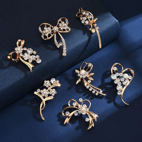 Elegant Alloy Rhinestone Brooch Pin For Women Fashion Artificial Pearl Floral Bow Heart Design Corsage For Scarf Dress Suit Banquet Jewelry Accessory