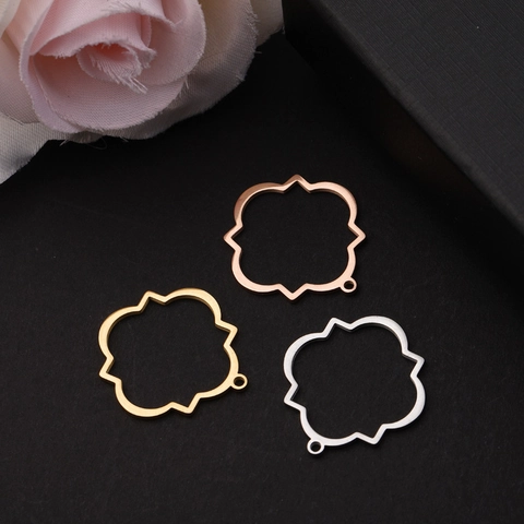 Quatrefoil Open Frame Pendant Stainless Steel Hollow Flower Geometric Charm DIY Jewelry Earring Connector Mirror Accessory