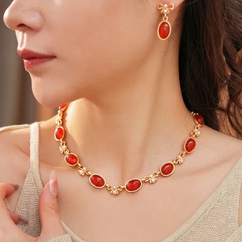 Collana E Orecchini Stile Corte Vintage Resina Rossa Ovale Gioielli Con Perla Artificial Lega Argento Earring Post Per Donne
