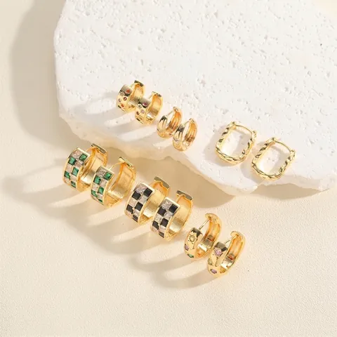 Copper Zirconia Hoop Earrings For Women Gold Plated Geometric Round Huggie Earrings Minimalist Fashion Jewelry Accessories