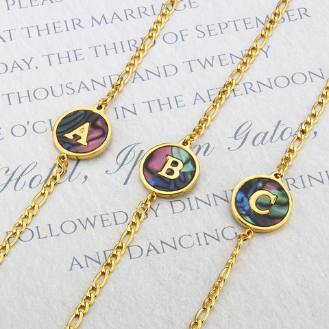 Bracelet Lettre Initiale Coquille D'abalone Ronde Plaqué Or Acier Inoxydable Chaîne Figaro Bijoux Pour Femmes
