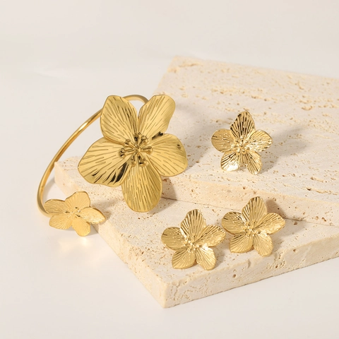 Vintage Stainless Steel Gold Flower Jewelry Set Waterproof Floral Open Bracelet Earrings Adjustable Ring For Women Jewelry