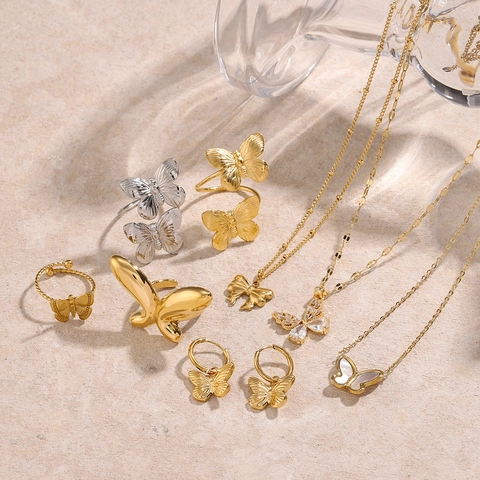 Collana Con Ciondolo A Farfalla Delicata Placcata Oro 18K Acciaio Inossidabile Con Strass E Madreperla Per Donna