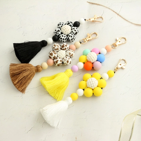 Silicone Bead Flower Tassel Keychain Boho Handmade Bag Pendant Car Accessory Fashion Key Ring For Women Jewelry Gift