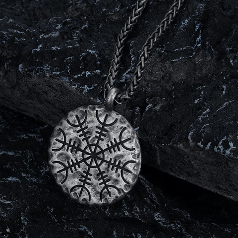 Viking Vegvisir Compass Rune Pendant Necklace Stainless Steel Retro Distressed Mens Nordic Style Jewelry Accessory