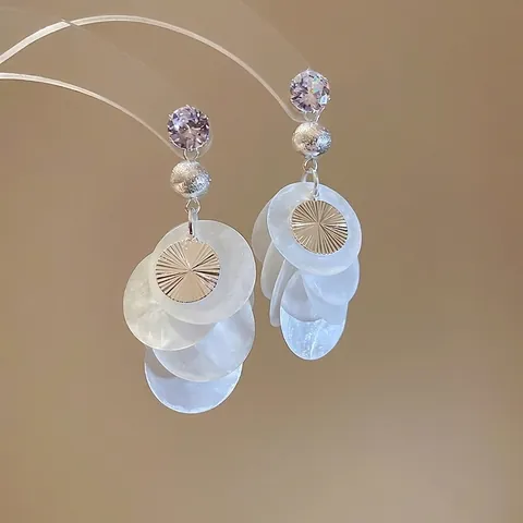 Pendientes Colgantes Elegantes De Concha Con Circonita Y Poste De Plata De Ley 925 Multicapa Redondos
