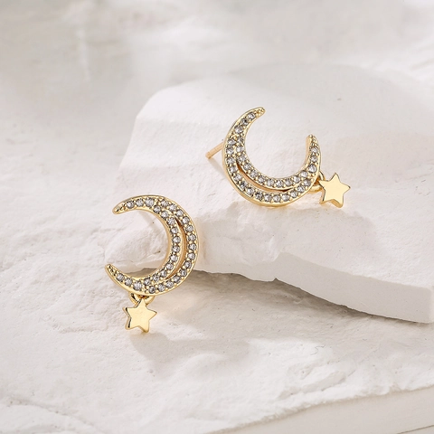 Moon Stud Earrings Gold Plated Copper Micro Pave Zircon Dainty Star Celestial Accessory For Women Elegant Minimalist