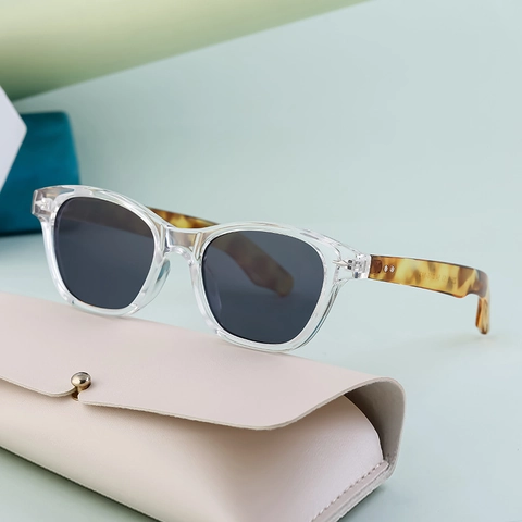 Retro Square Sunglasses With PC Frame UV400 Protection Street Style Fashion Outdoor Eyewear For Men Women