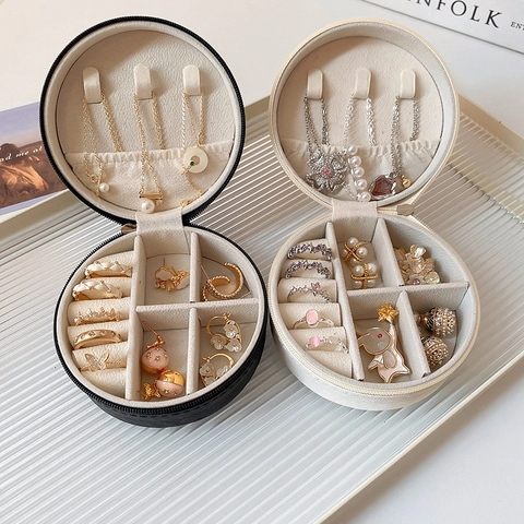 Portable Round Jewelry Box PU Leather Travel Organizer Zippered Case For Rings Earrings Necklaces Minimalist Solid Color