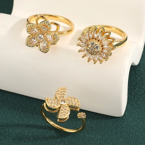 Luxury Rotating Sunflower Windmill Flower Open Ring For Women Copper Rhinestone Inlaid Gold Adjustable Fashion Commuter Jewelry Gift