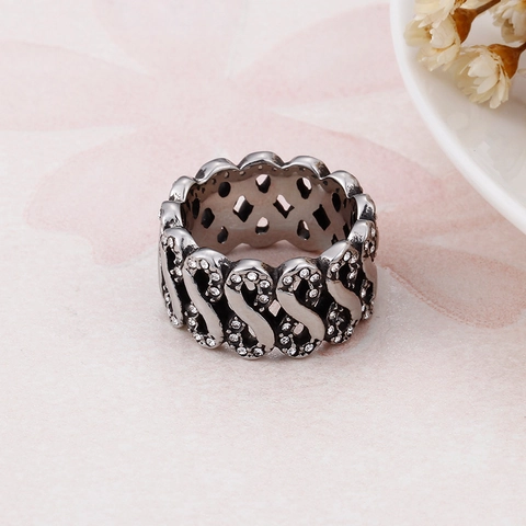 Anillo Símbolo Infinito Acero Inoxidable Zirconia Cúbica Incrustada Hueco Trenzado Hip Hop Vintage Band Joyas Unisex