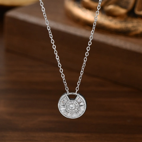 Sunburst Pendant Necklace Copper Micro Pave Cubic Zirconia Elegant Clavicle Chain Gold Plated Jewelry For Women Gift