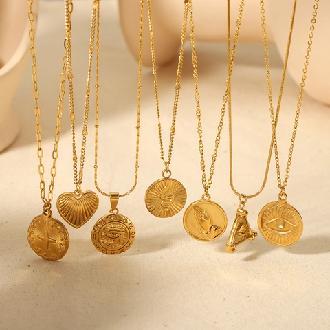 Evil Eye Herz Schlange Anhänger Halskette Gold Plattiert Edelstahl Böhmischer Vintage Schmuck Für Frauen Elegantes Retro Accessoire