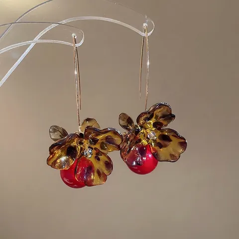 Orecchini Pendenti A Fiore Vintage Acrilico Maculato Perla Artificial Rossa Gancio Dorato Stile Boemo Retrò Francese Donna