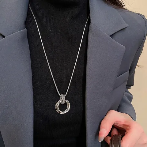Lange Truiketting Halsketting Multi Ring Verstrengeld Koperen Slangenketting Minimalistisch Geometrische Moderne Sieraden Dames