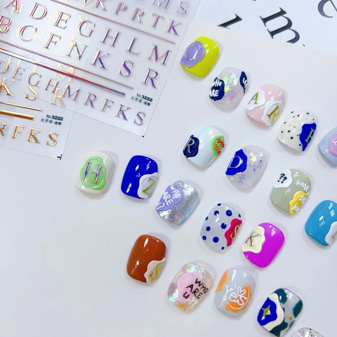 TinyMuse Nails