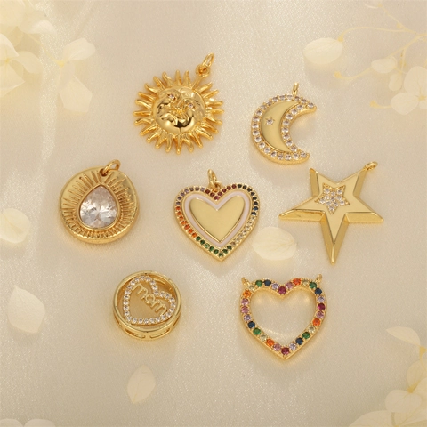 DIY Accessori Per La Creazione Di Gioielli Rame Placcato Oro Cuore Luna Stella Sole Viso Ciondoli Con Zircone Per Collana Bracciale