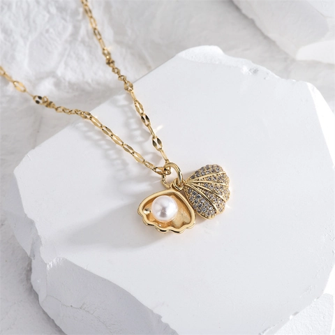 Collana Con Pendente Di Perla Artificial E Conchiglia Acciaio Inossidabile 304 Placcato Oro 18K Zircone Micro Pave Gioielli Da Donna
