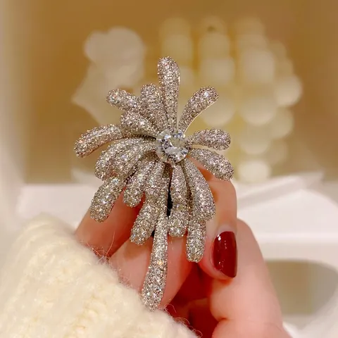 Elegant Fireworks Flower Brooch For Women High-End Copper Inlaid Zirconia Pin For Suit Coat Gold Silver Luxury Jewelry