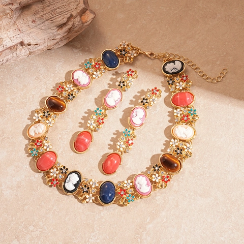 Collier Et Boucles D'oreilles Portrait Cameo Vintage Fleur Alliage Résine Strass Bijoux De Style Palais Pour Femmes