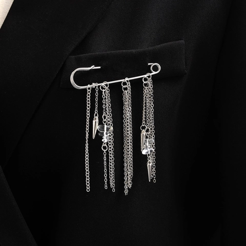 Broche de Alfiler de Gancho con Borlas de Aleación Vintage con Dijes de Corazón Estrella Estilo Punk Cadena de Plata Joyería