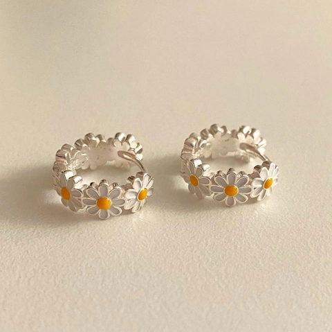 Orecchini A Cerchio Huggie Margherita Argento Sterling 925 Smalto Gioielli Floreali Delicati Per Donna Stile Dolce