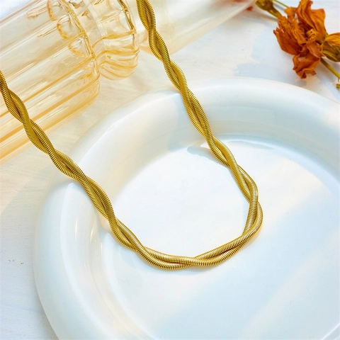 Joyas De Acero Inoxidable Chapado En Oro Collar Y Pulsera De Cadena Trenzada Retorcida Para Mujer Estilo Simple