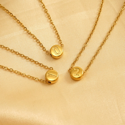 Nummer Anhänger Halskette 18K Vergoldet 304 Edelstahl Rund Graviert Minimalistisch Schick Geometrischer Schmuck Für Damen