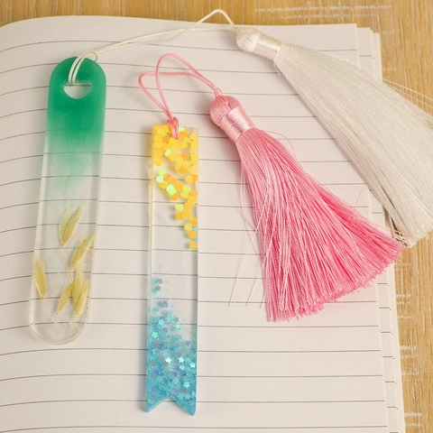 Bookmark Silicone Mold DIY Epoxy Resin Crafting Heart Shape Hanging Hole Colorful Ice Satin Tassels Stationery Accessories