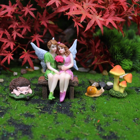 Fairy Elf Couple Miniature Garden Figurines Resin Micro Landscape Ornaments Hedgehog Snail Mushroom Decor