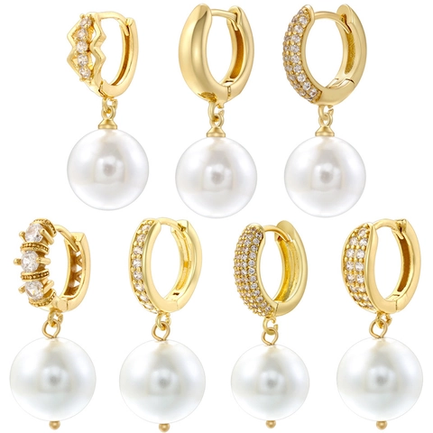 Elegante Künstliche Perlenohrringe Messing Mikro Pave Zirkon Huggie Hoop Retro Mode Schmuck Für Frauen