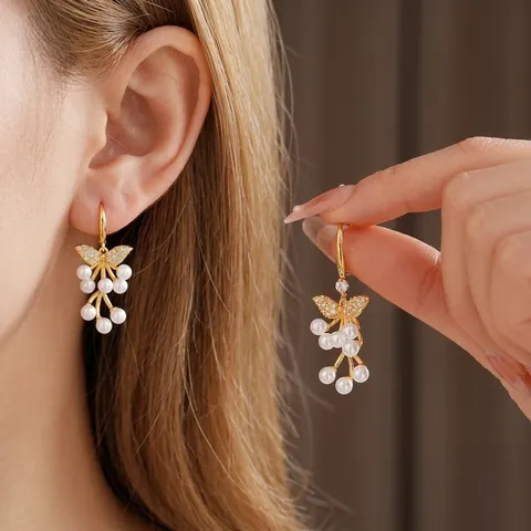 Boucles D'oreilles Pendantes Papillon En Zircone Avec Grappe De Künstliche Perles Et Tige En Argent Sterling 925 Style Vintage