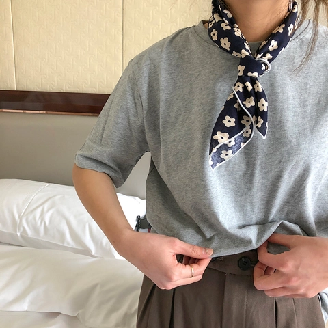 Pañuelo Cuadrado De Mezcla De Algodón Estampado Corazón Flor Bandana Pañuelo Para La Cabeza Para Mujer Cuello Elegante Dulce Moda