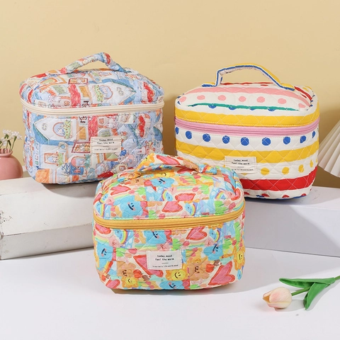 Borsa Trucco In Cotone Trapuntato Floreale Grande Capacità Organizzatore Cosmetici Portatile Beauty Case