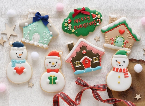 Weihnachts Plätzchenformen Kunststoff Schneemann Haus Weihnachtsmann Socken Form Fondant Ausstecher DIY Backzubehör