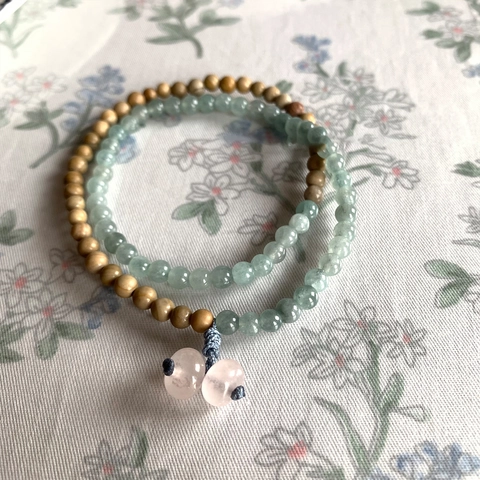Layered Beaded Bracelet Wood Grain And Green Stone Beads Pink Heart Pendant Vintage Niche Design Jewelry For Women