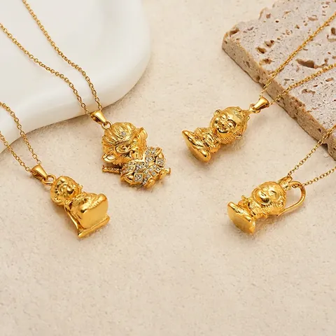 Collana Con Pendente Scimmia Mitica Placcata Oro 18K Acciaio Inossidabile 304 Gioielli Creativi 3D Animale Unisex