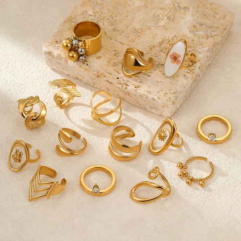 Bague Ouverte en Acier Inoxydable Plaqué Or 18K pour Femme Trendy Minimaliste Style Français Géométrique Abeille Soleil Aile Strass Bijoux Bague