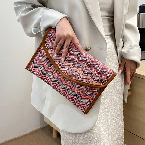 Dames Geweven Stro Clutch Tas Envelop Handtas PU Lederen Rand Gestreepte Golf Patroon Magnetische Sluiting Zomervakantie Casual