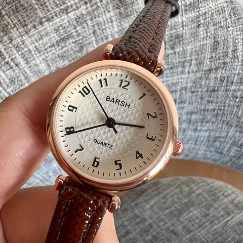 Elegant Women Quartz Watch Faux Leather Strap Round Alloy Case Analog Display Fashion Casual Ladies Wristwatch For Daily Use