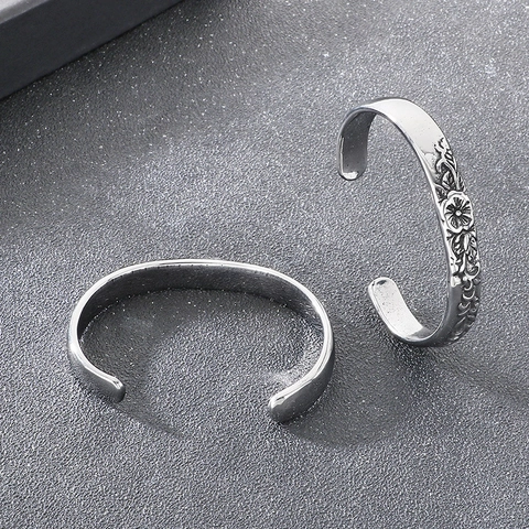 Gesneden Bloemen Open Manchet Armring Roestvrij Staal Vintage Retro Etnische Stijl Verstelbaar Patroon Met Reliëf Van Wijnstokken