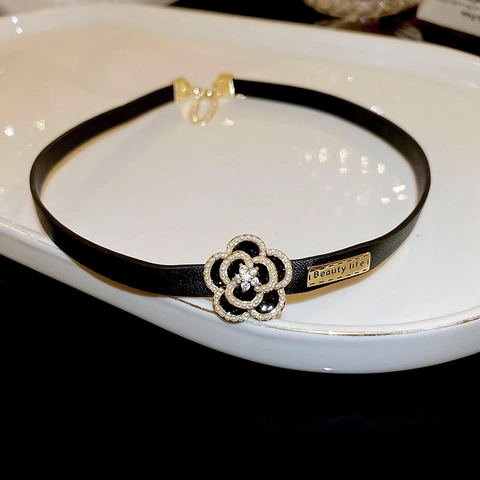 Collar Gargantilla De Cuero Con Flor De Camelia Cobre Circón Perla Artificial De Imitación Chapado En Oro Vintage Elegante Para Mujer