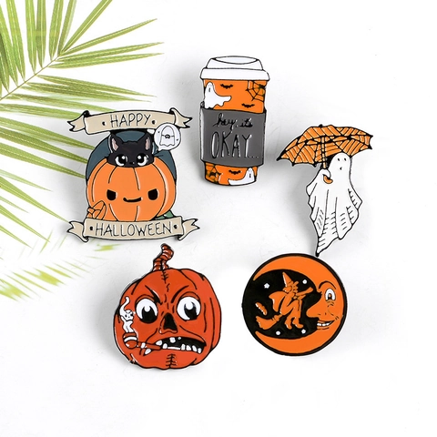 Pin de Esmalte para Halloween Broche de Aleación Fantasma Calabaza Bruja Luna Gato Insignia Decorativa Ropa Fiesta Joyería Unisex